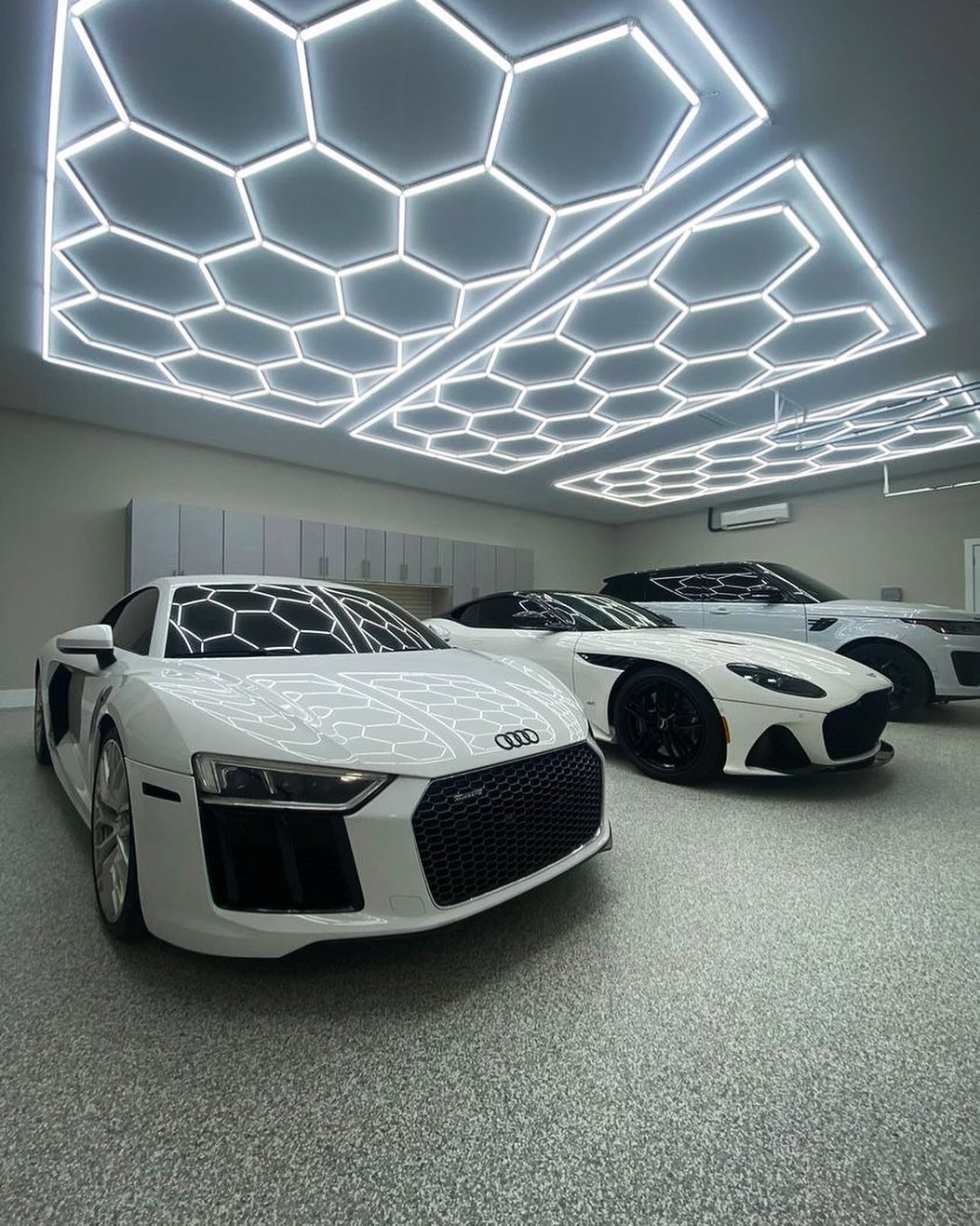 Factory Price Car Workshop Cei - Workshop Tools Price review and price